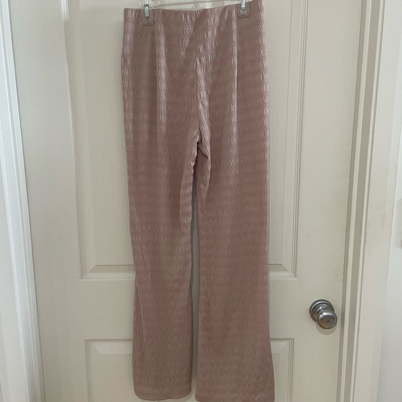 Sincerely Jules Textured Flare Leg Front Notched Pants - Picture 3 of 10